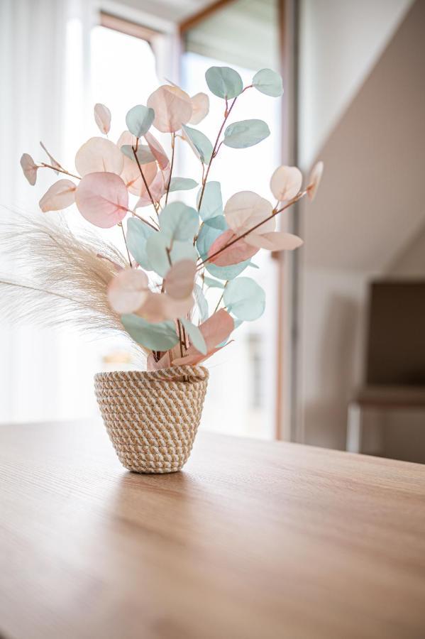 Roze Blue Design Apartments 초팍 외부 사진