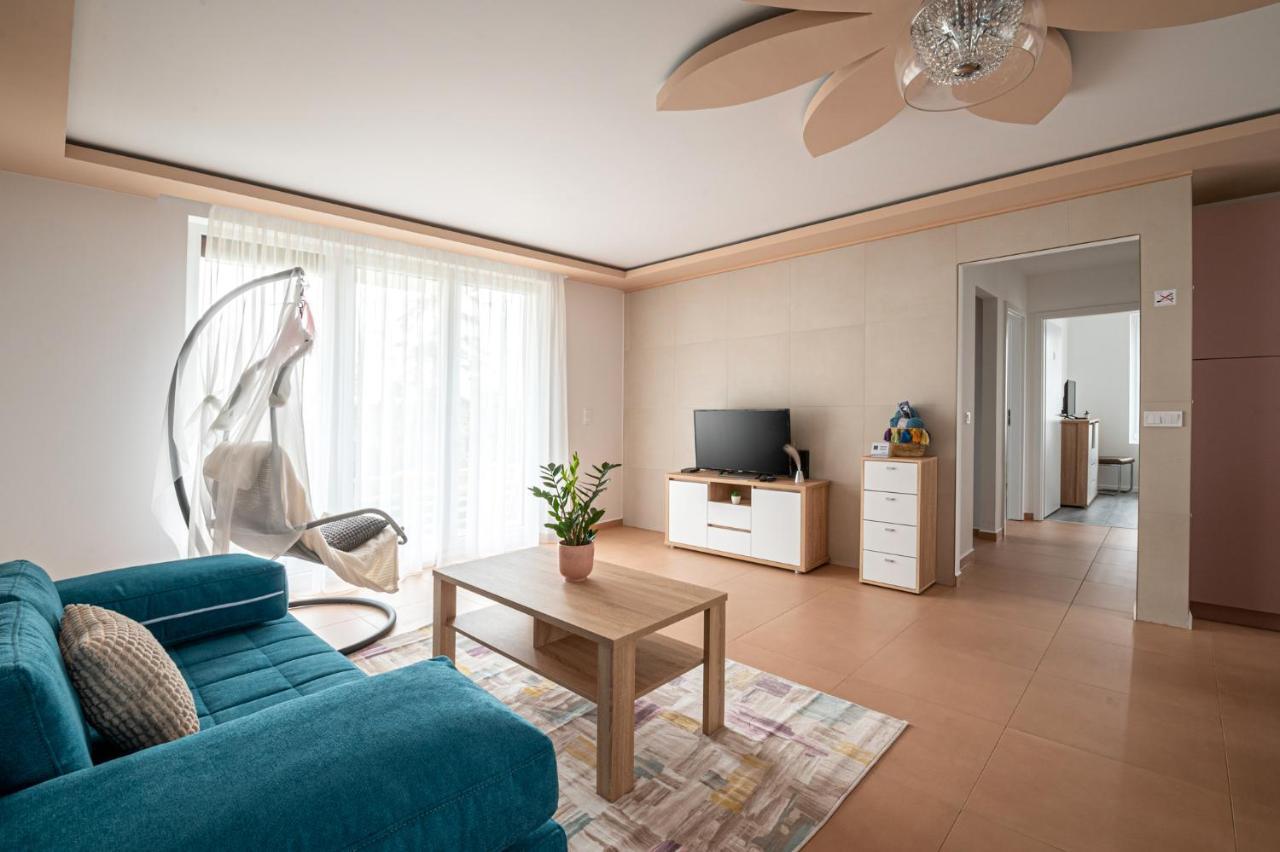Roze Blue Design Apartments 초팍 외부 사진